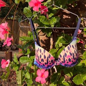 ✨VICTORIAS SECRET PUSH UP BRA✨